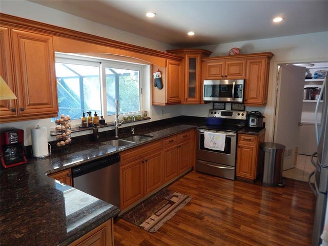4 of 27 - 8674 Sw 50th St, Cooper City, FL