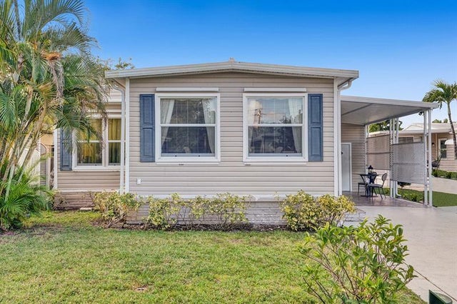 1 of 31 - 2301 Sw 86th Ter, Davie, FL