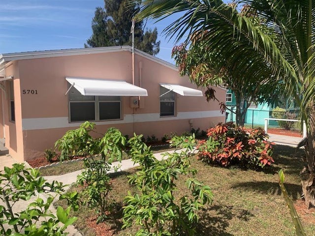 3 of 47 - 5701 Pinewood Ave, West Palm Beach, FL