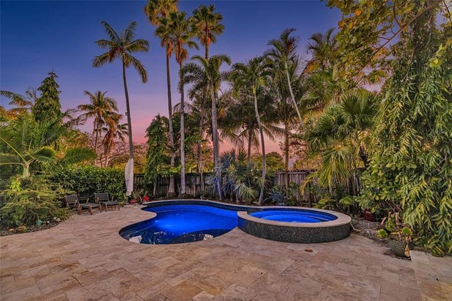 2 of 40 - 1600 Ne 16th St, Fort Lauderdale, FL