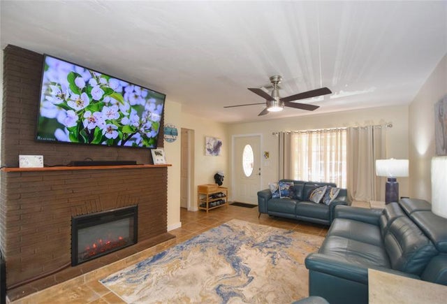 3 of 32 - 981 Sw 32nd St, Fort Lauderdale, FL