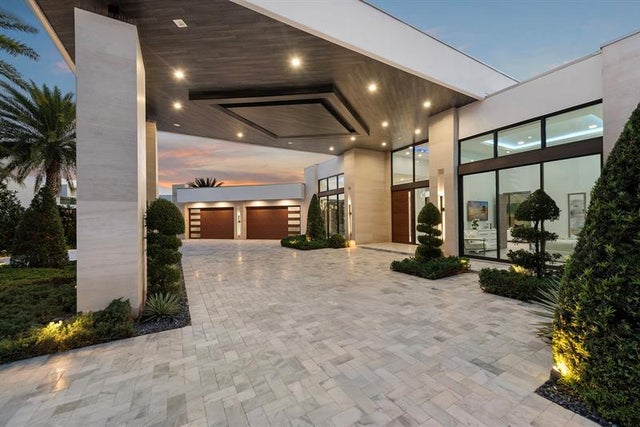4 of 79 - 4041 Country Club Ln, Fort Lauderdale, FL