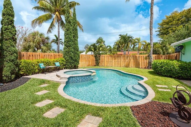 1 of 45 - 1924 Ne 18th St, Fort Lauderdale, FL