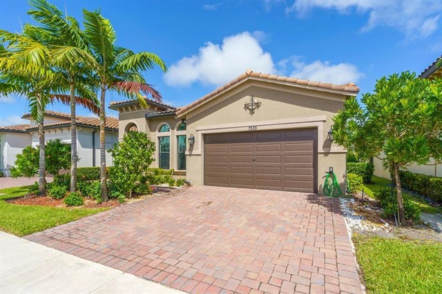 3 of 49 - 7535 Seacoast Dr, Parkland, FL