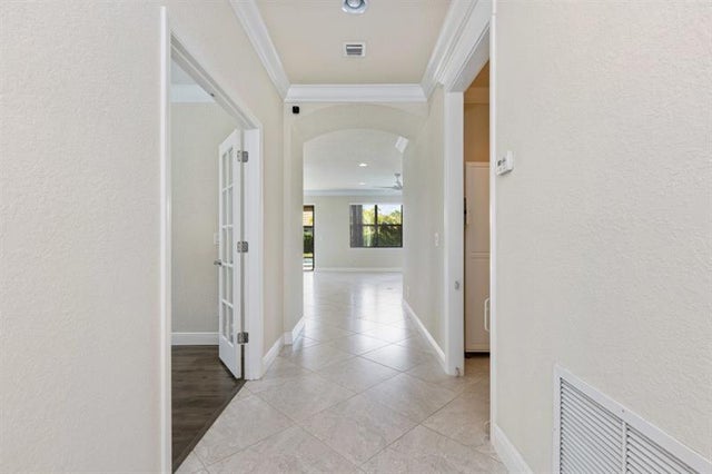 2 of 24 - 239 Se Courances Dr, Port St. Lucie, FL