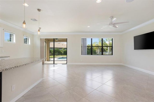 3 of 24 - 239 Se Courances Dr, Port St. Lucie, FL