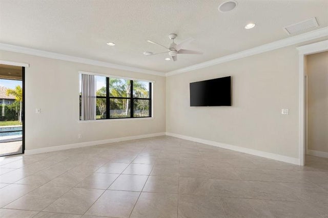 5 of 24 - 239 Se Courances Dr, Port St. Lucie, FL