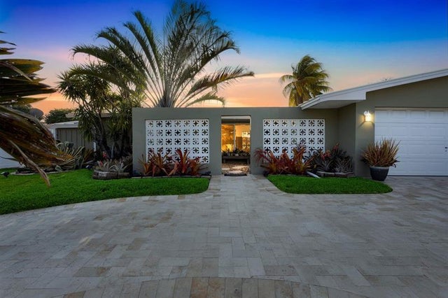 4 of 39 - 1611 Sw 3rd Ave, Pompano Beach, FL