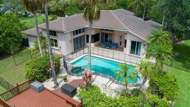 2 of 40 - 11430 Nw 18th St, Plantation, FL