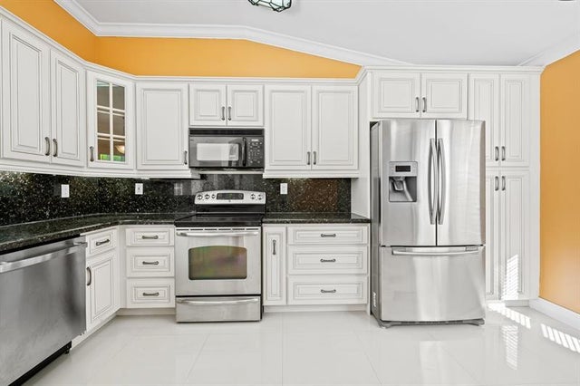 5 of 26 - 1630 Sweetbay Way, Hollywood, FL