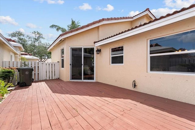 3 of 13 - 6033 Nw 45th Ave, Coconut Creek, FL