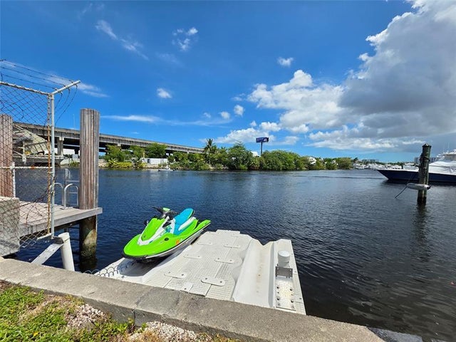2 of 28 - 2030 Sw 22nd Ave, Fort Lauderdale, FL