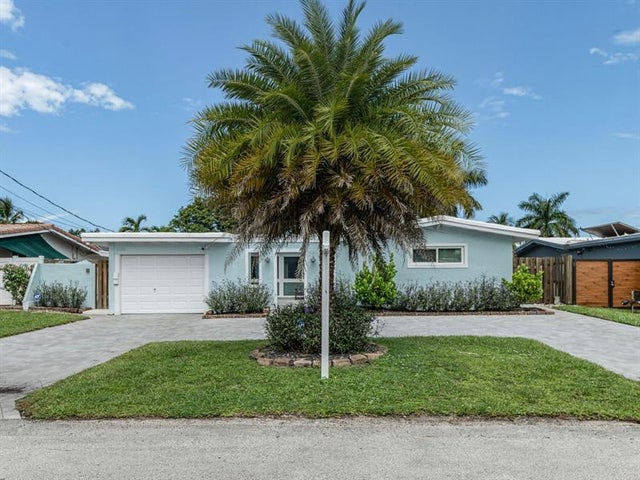 1 of 34 - 2436 Gulfstream Ln, Fort Lauderdale, FL