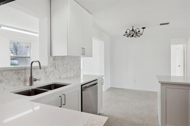 4 of 32 - 1547 Ne 39th St, Oakland Park, FL