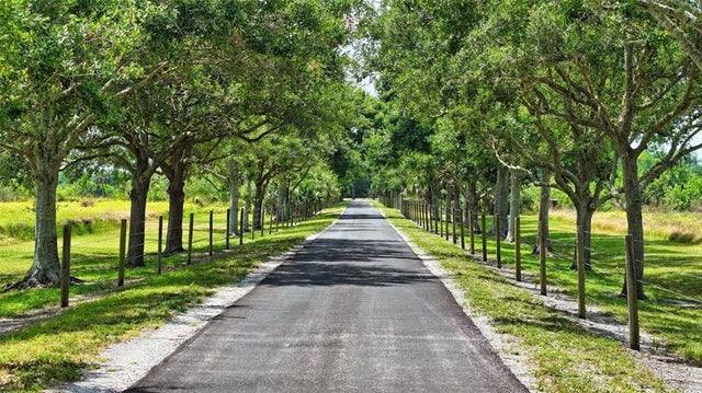 1 of 29 - 975 122nd Avenue, Vero Beach, FL