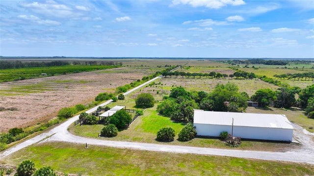 3 of 29 - 975 122nd Avenue, Vero Beach, FL