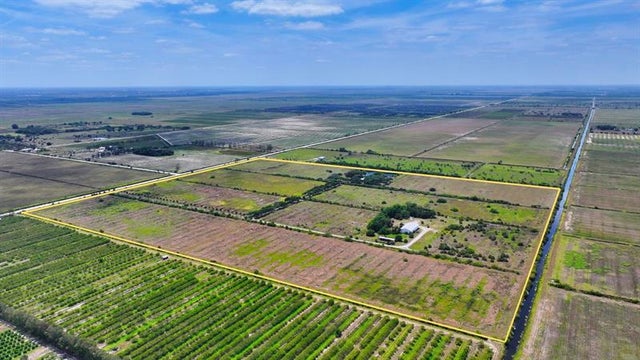 5 of 29 - 975 122nd Avenue, Vero Beach, FL