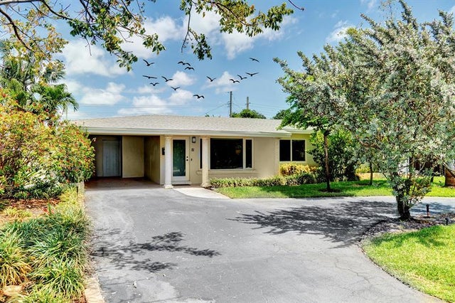 81 Nw 37th St, Oakland Park