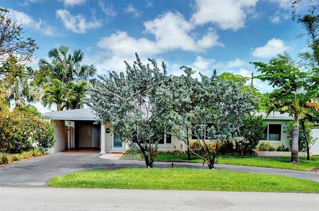 2 of 37 - 81 Nw 37th St, Oakland Park, FL