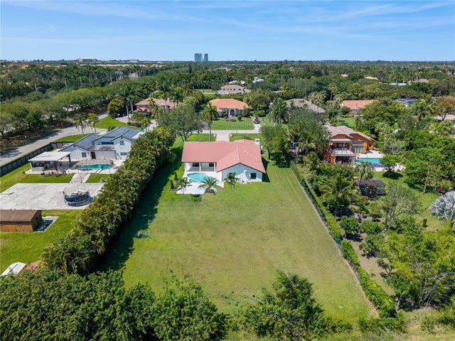 2 of 58 - 12360 Nw 9 St, Plantation, FL