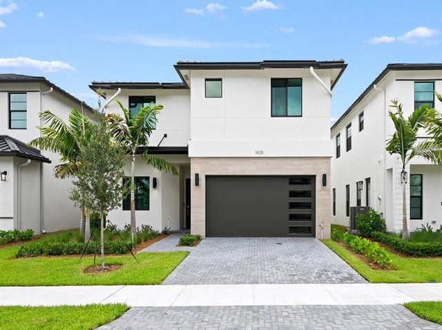 1 of 32 - 1425 Sw 23rd Court, Fort Lauderdale, FL