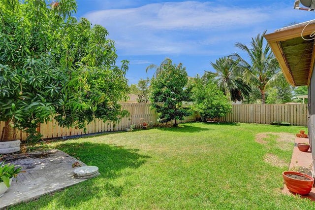 3 of 65 - 2565 Kerry Dr, Cooper City, FL