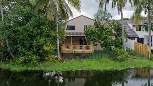 2 of 47 - 2945 Begonia Way, Cooper City, FL