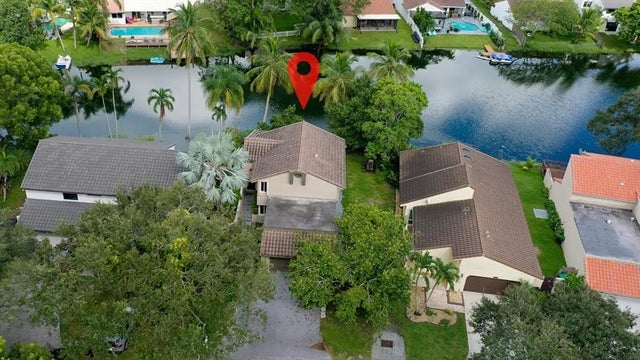 3 of 47 - 2945 Begonia Way, Cooper City, FL