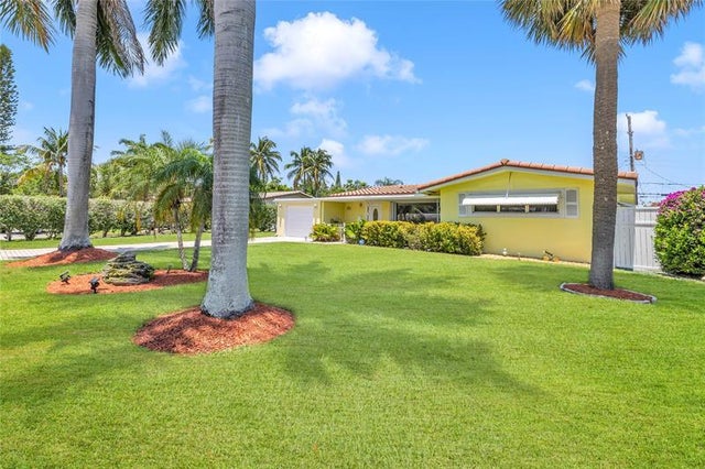 4 of 32 - 1961 Ne 31st St, Lighthouse Point, FL