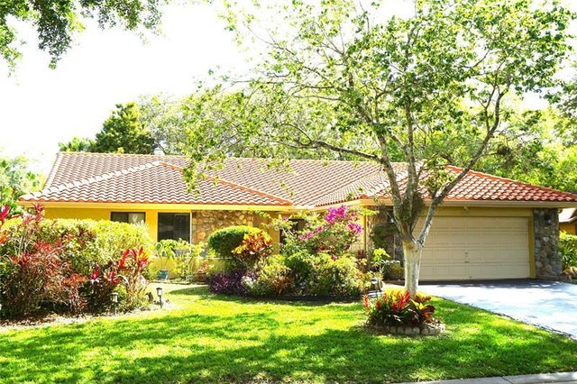 2 of 53 - 9124 Nw 50th Ct, Coral Springs, FL