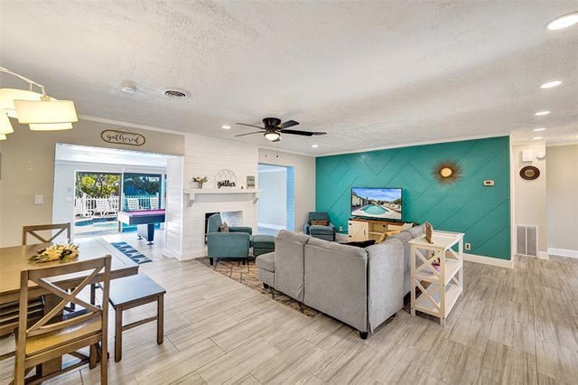 5 of 45 - 1961 Nw 33rd St, Oakland Park, FL