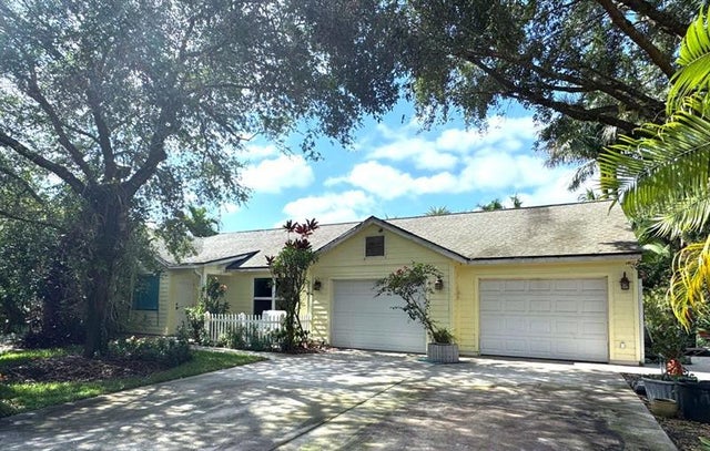 4 of 30 - 14344 North Road, Loxahatchee Groves, FL