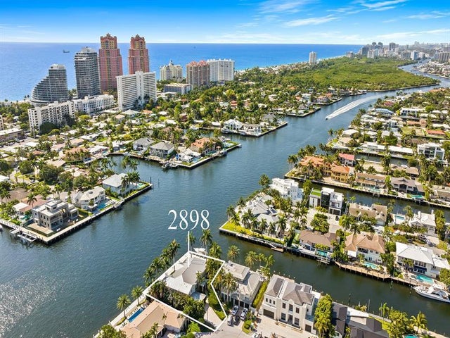 2 of 77 - 2898 Ne 26th St, Fort Lauderdale, FL