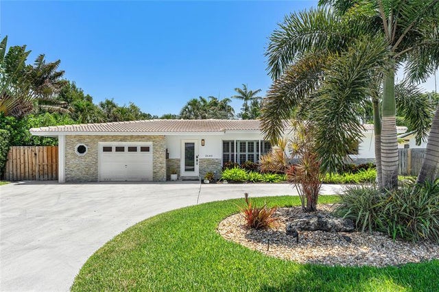 3 of 46 - 2642 Ne 26th Ter, Lighthouse Point, FL