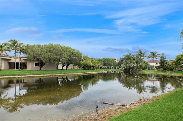 2 of 20 - 64 Gables Blvd, Weston, FL