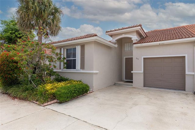 1 of 37 - 857 Nw 133rd Avenue, Pembroke Pines, FL
