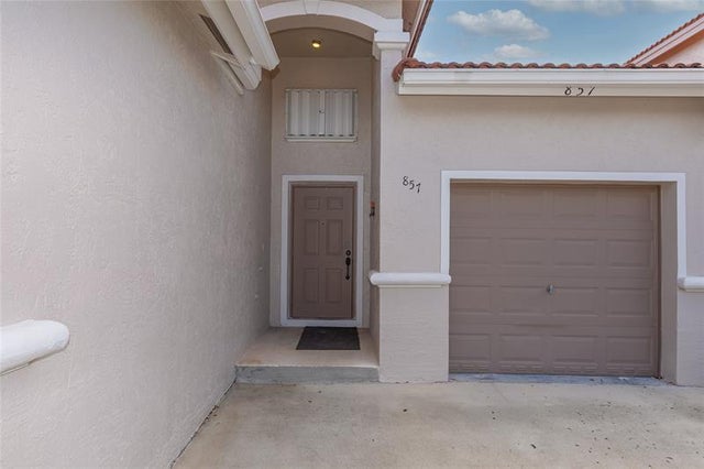 2 of 37 - 857 Nw 133rd Avenue, Pembroke Pines, FL