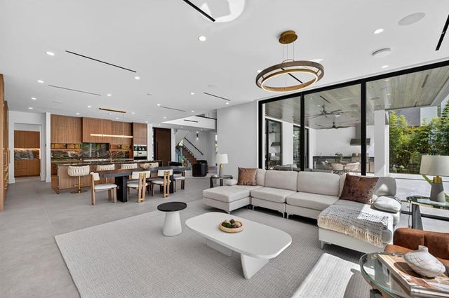 5 of 100 - 119 N Gordon Rd, Fort Lauderdale, FL
