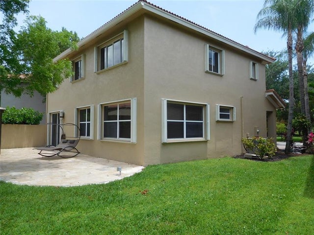 3 of 52 - 6987 Aliso Ave, West Palm Beach, FL