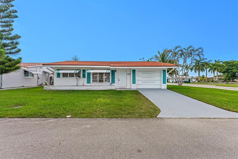 4922 Nw 52nd St, Tamarac