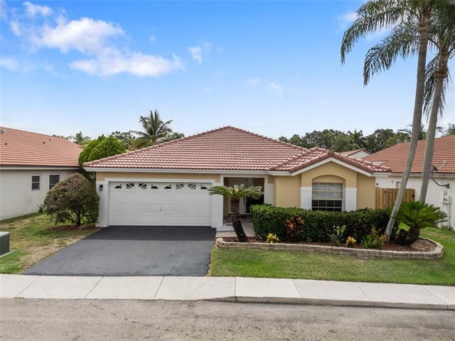 1 of 43 - 1022 Nw 125th Ave, Sunrise, FL