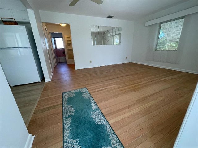 2 of 18 - 723 N 4th St, Lantana, FL