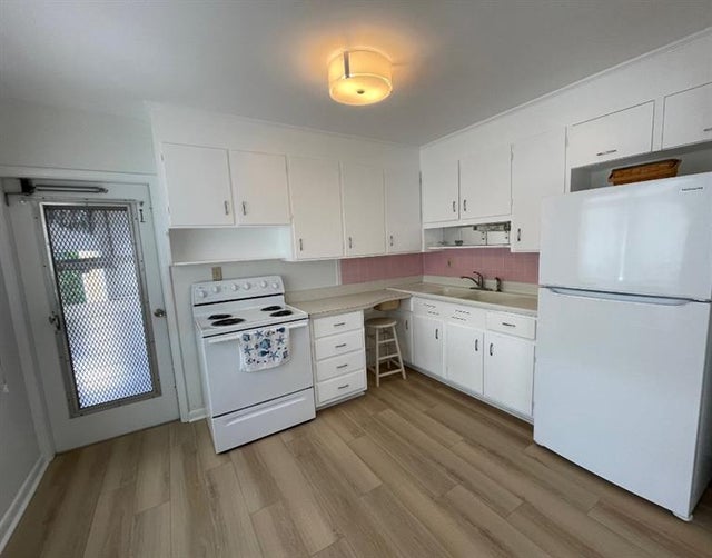 4 of 18 - 723 N 4th St, Lantana, FL