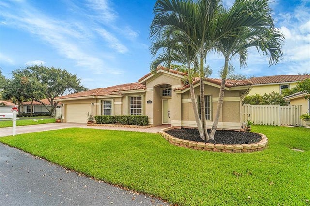 2 of 36 - 3433 Sands Harbor Trce, Pompano Beach, FL