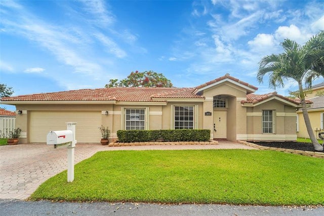 3 of 36 - 3433 Sands Harbor Trce, Pompano Beach, FL