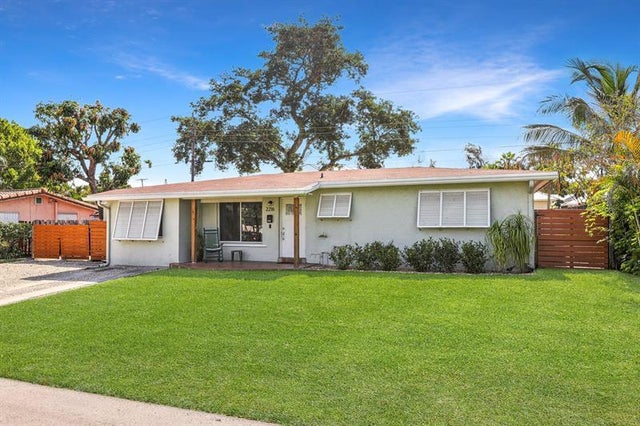 1 of 24 - 2216 Nw 2nd Ave, Wilton Manors, FL