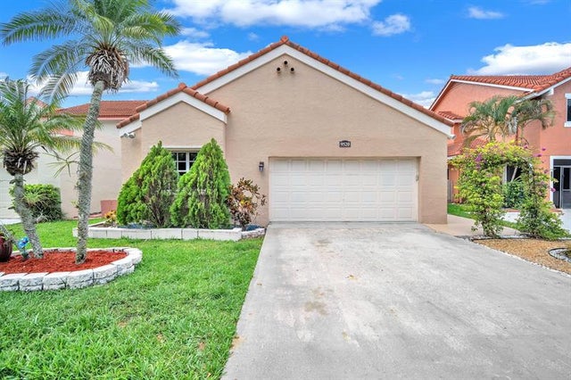 1 of 30 - 9520 Nw 18th Drive, Plantation, FL