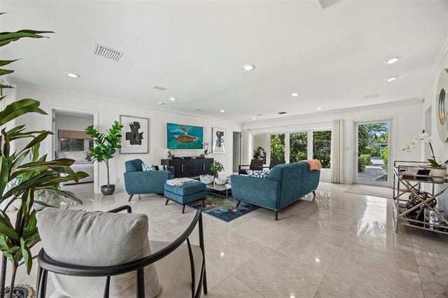 1 of 66 - 1719 Poinsettia Dr, Fort Lauderdale, FL