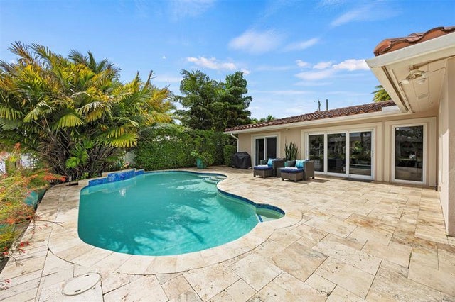 4 of 66 - 1719 Poinsettia Dr, Fort Lauderdale, FL