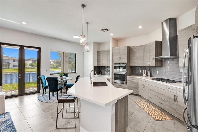 2 of 49 - 10480 Waves Way, Parkland, FL